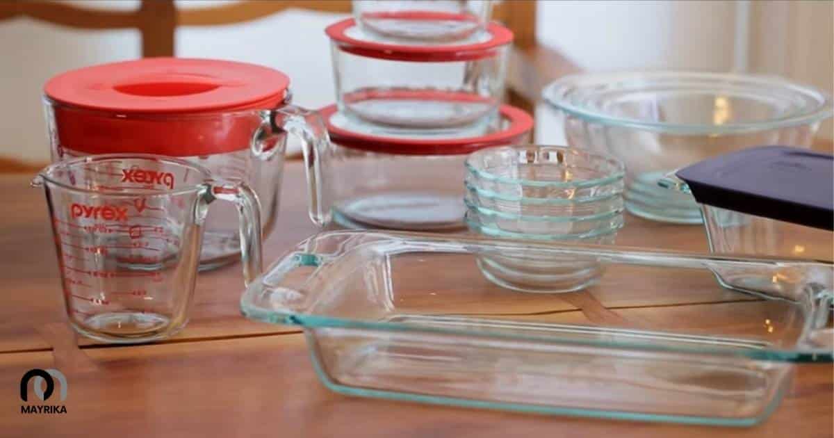clean-pyrex-glass-cookware