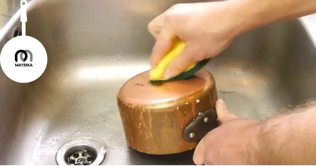 cleaning-copper-cookware