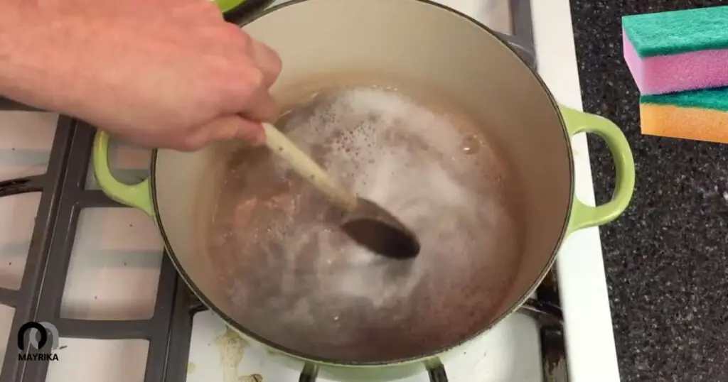how-to-clean-enamel-cookware
