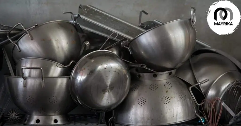 dispose-of-old-cookware